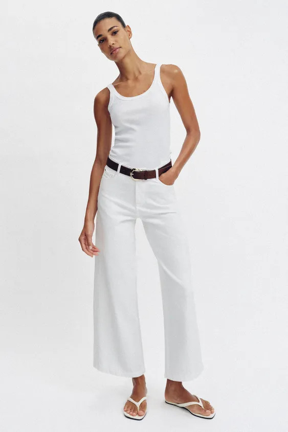 HIGH-WAIST WIDE-LEG CROPPED BELTED JEANS | Zara UK