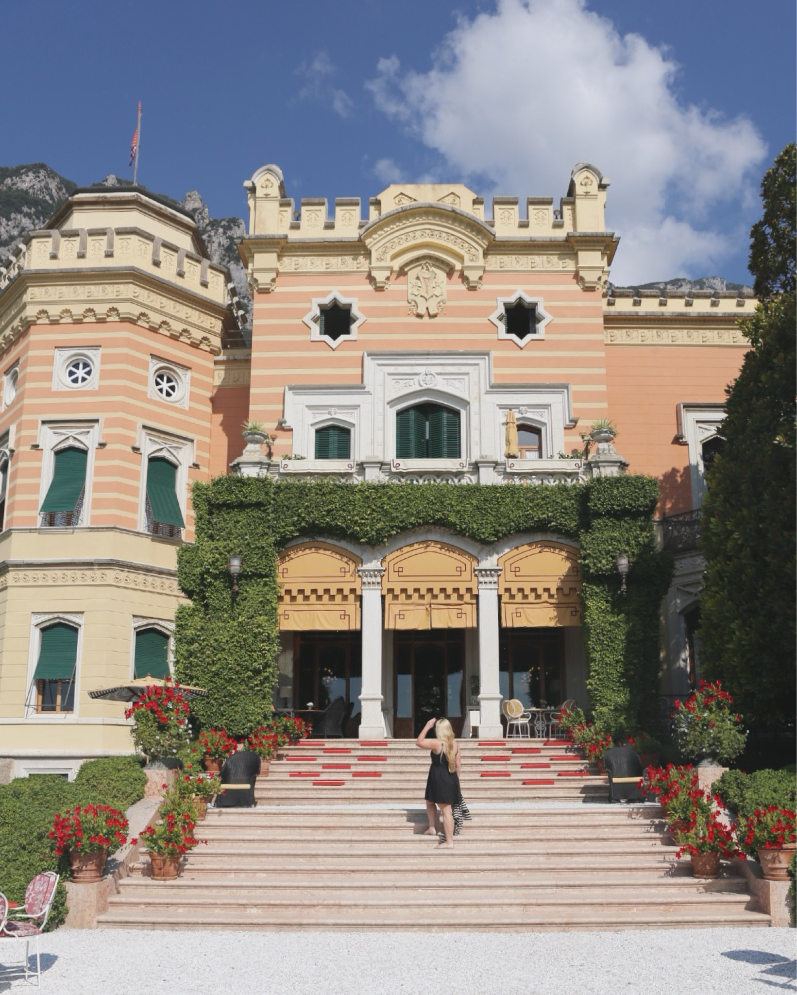 Italian style ❤️🖤❤️

#LTKstyletip #LTKtravel #LTKeurope