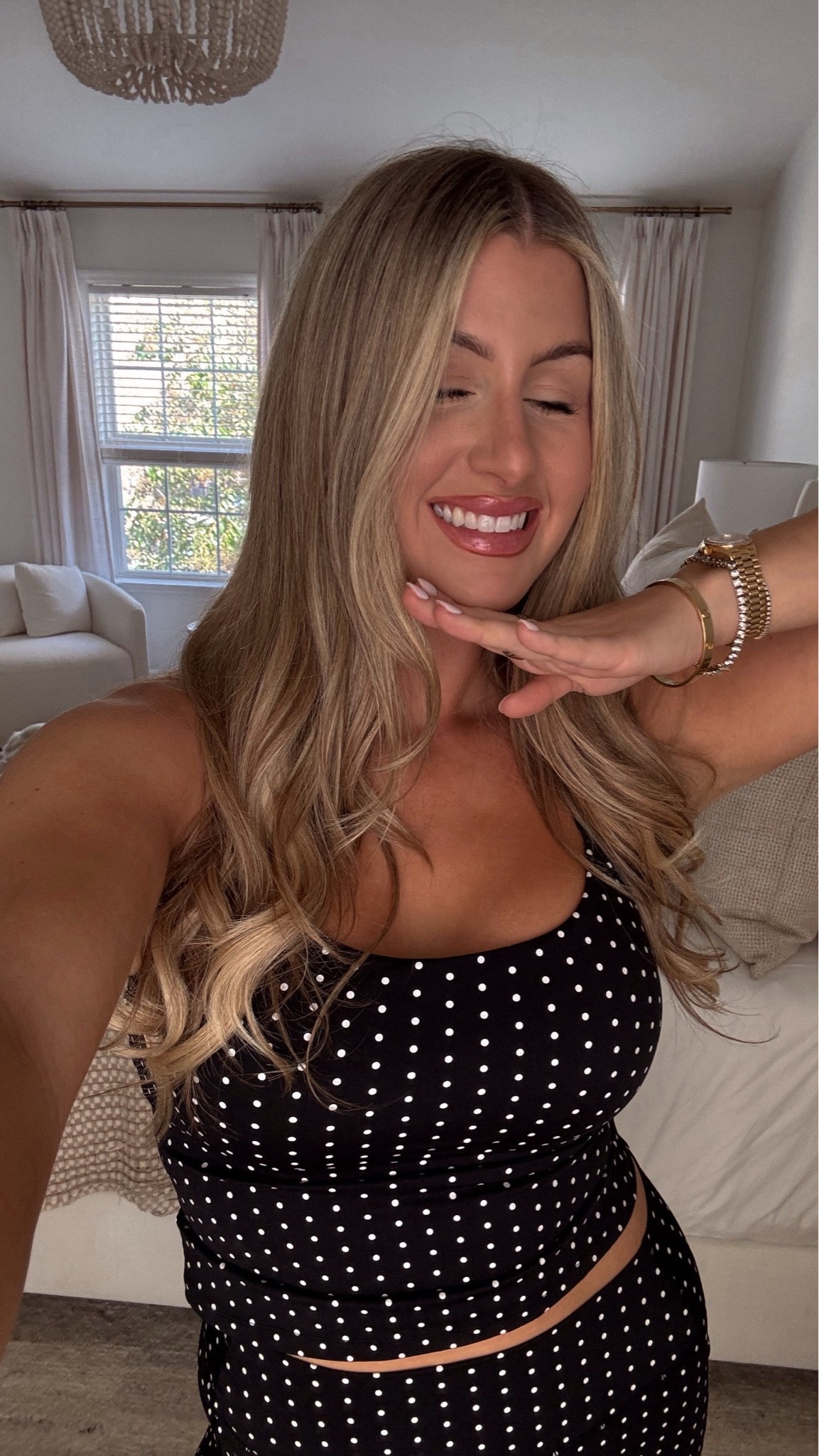 Loveeeee this polka dot set! 🤍👏🏼 also sharing some of my beauty faves that are on sale for prime big deal days!