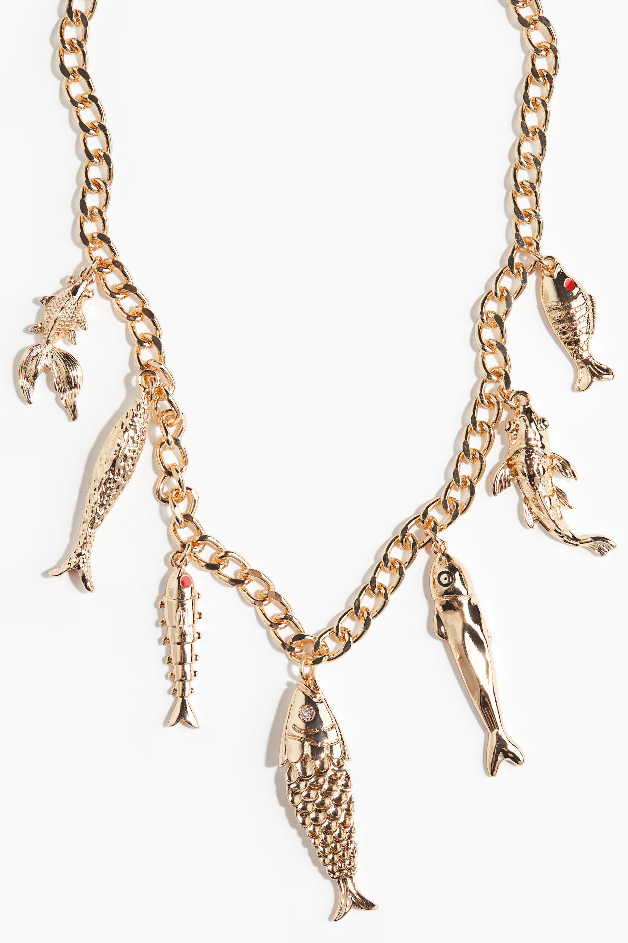 Fish-pendant necklace | H&M (UK, MY, IN, SG, PH, TW, HK)