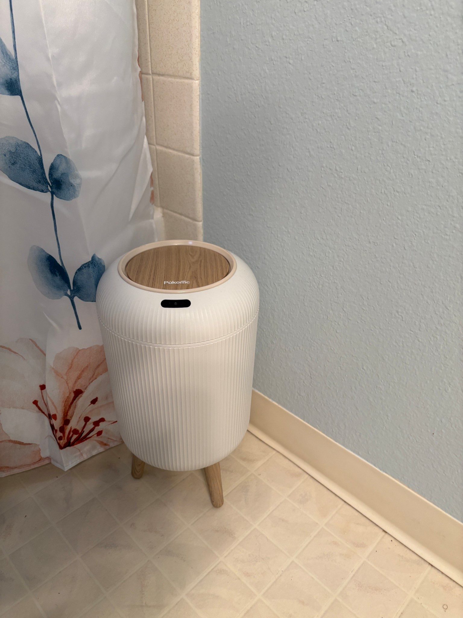 Automatic trash cans are so helpful!! They hide all your garbage and if your hands are full it can automatically open for you. I got the two pack so I have one for my bathroom and one for my office. 

#LTKdayinmylife #LTKHome