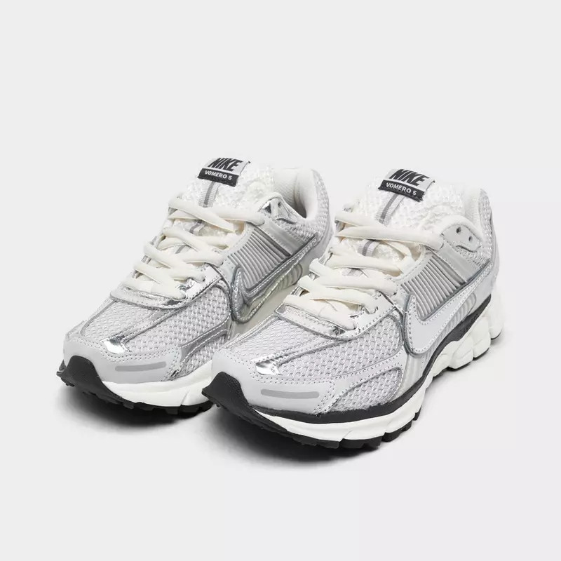 Women's Nike Zoom Vomero 5 Casual Shoes | Finish Line (US)