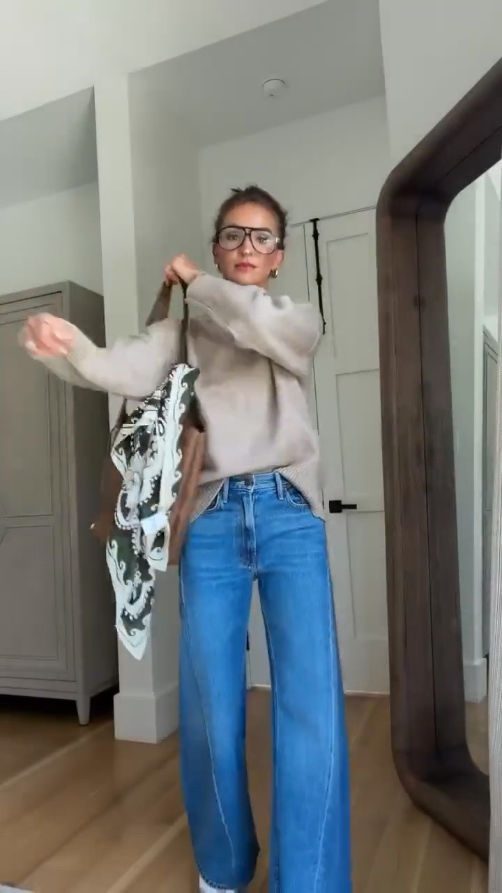 Simple fall outfit with the best amazon sweater! 🤎