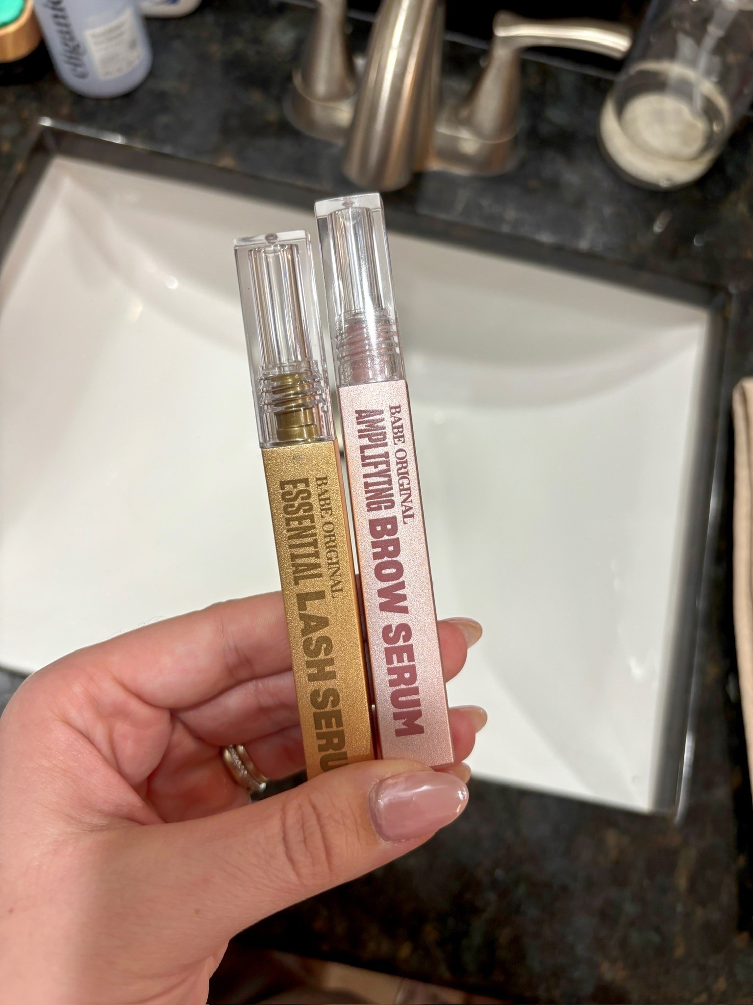 My lashes have grown so much since I started using these! 🤩✨

Beauty, makeup, skincare, lashes, brow, babe original, Ulta, Amazon

#LTKBeauty #LTKmorningroutine