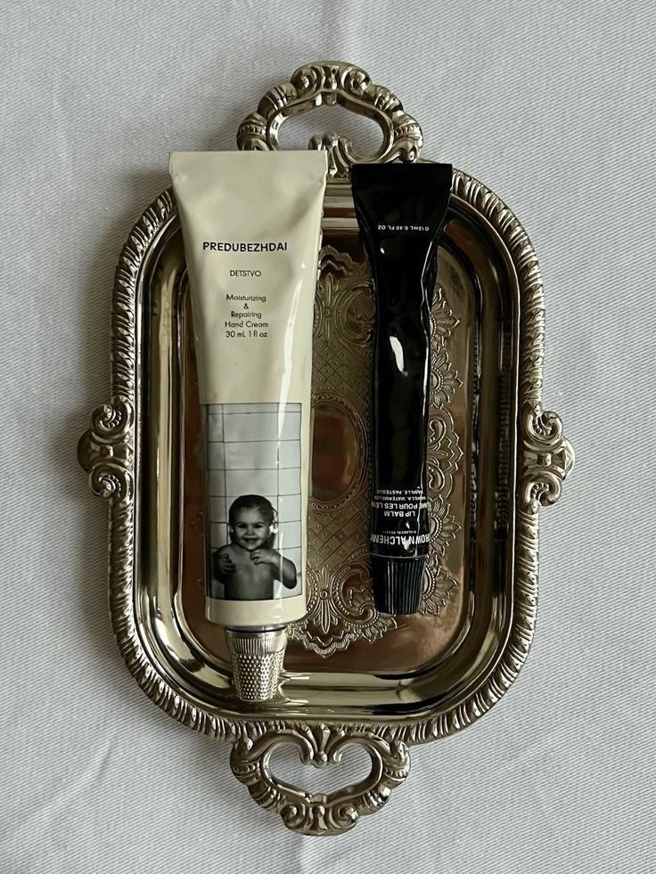 The new IT accessorie to put in your hand bag is hand cream 


#LTKselfcare