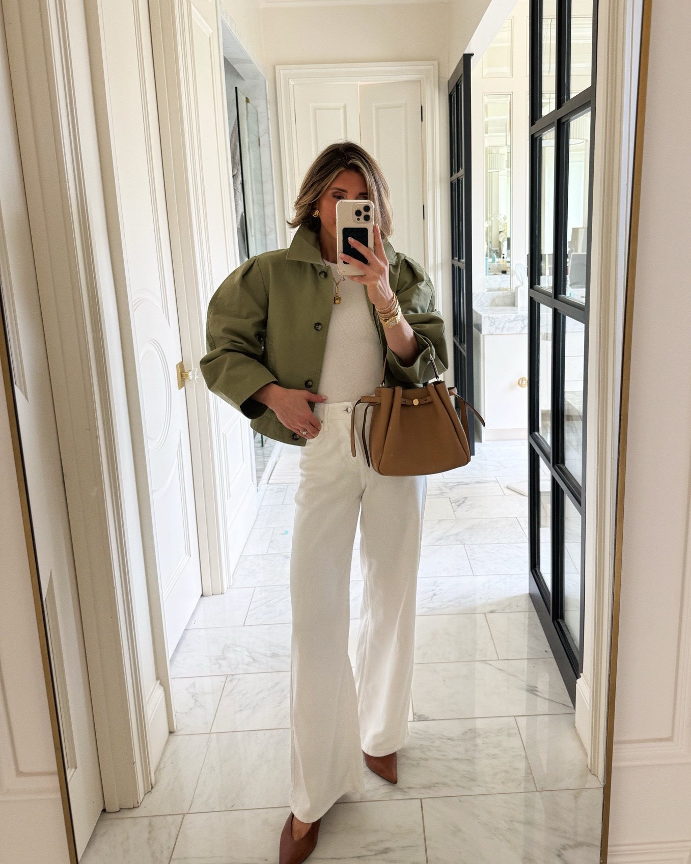@Zara summer finds. I love this jacket for summer and it’s a BEST SELLERS this week! I'm wearing a size small. It's under $80.

#LTKsummer