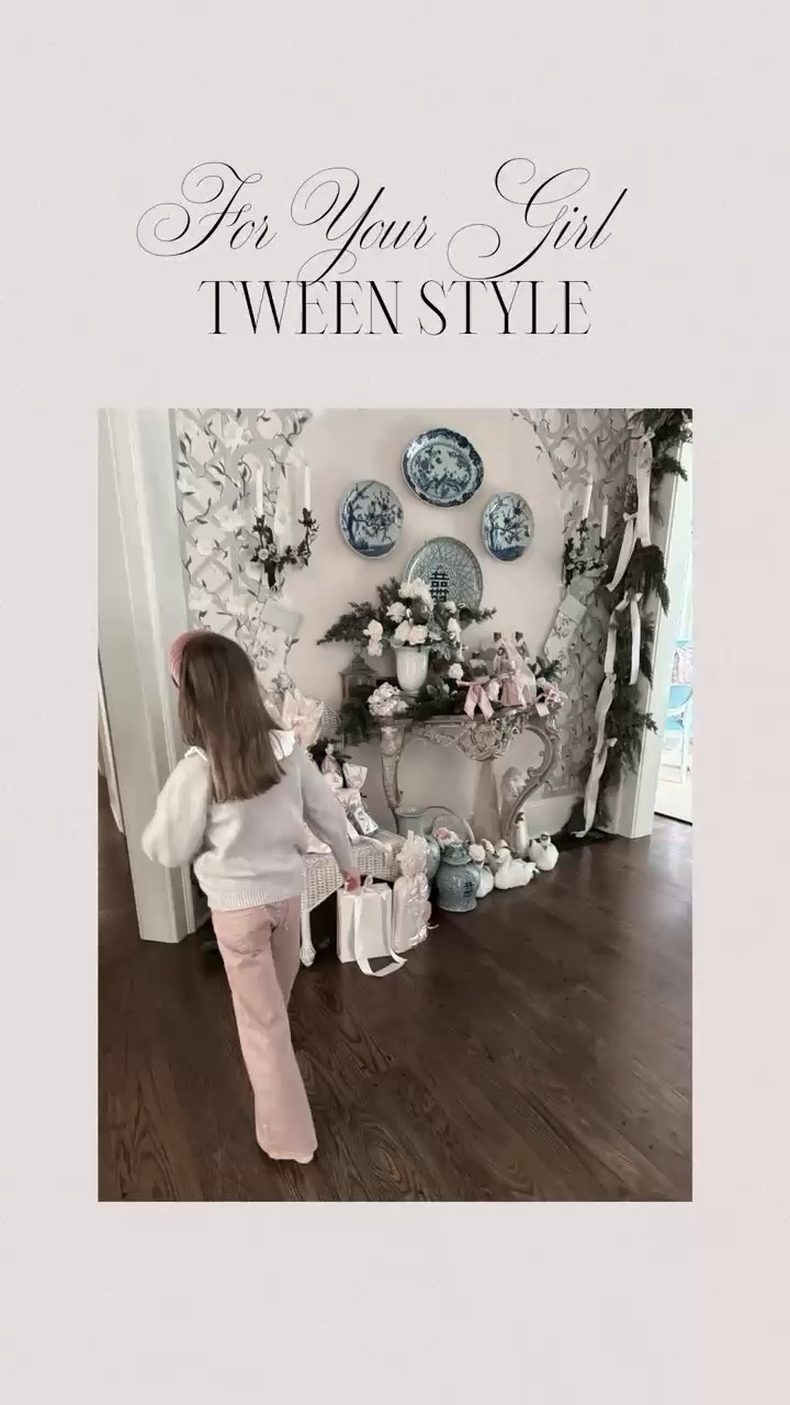 The cutest looks for your tween girls🤍