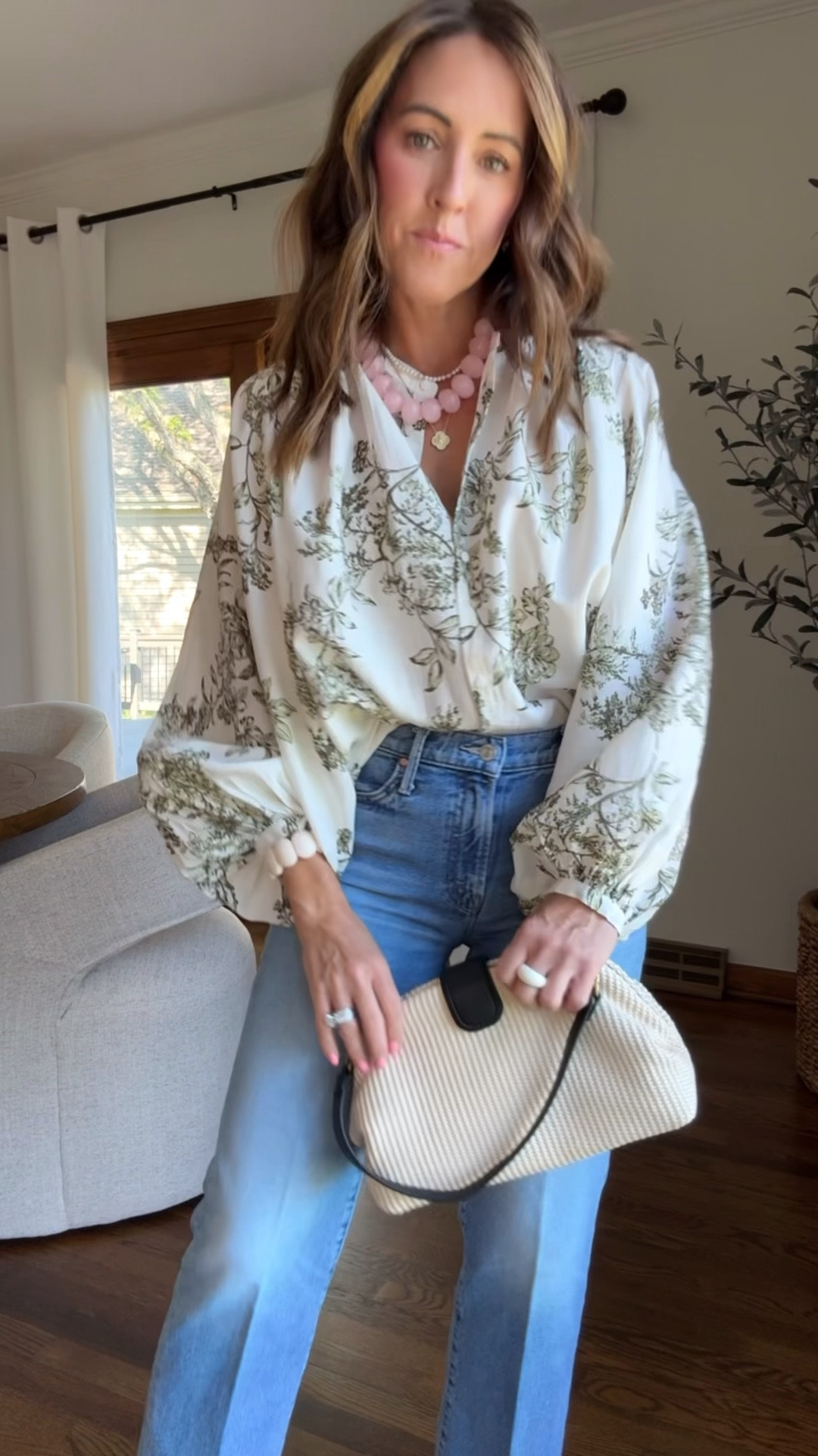 Breezy, lightweight blouse. 
XS. Perfect to style casual, for work, or evening. 


#LTKmomlife #LTKOver40 #LTKSeasonal