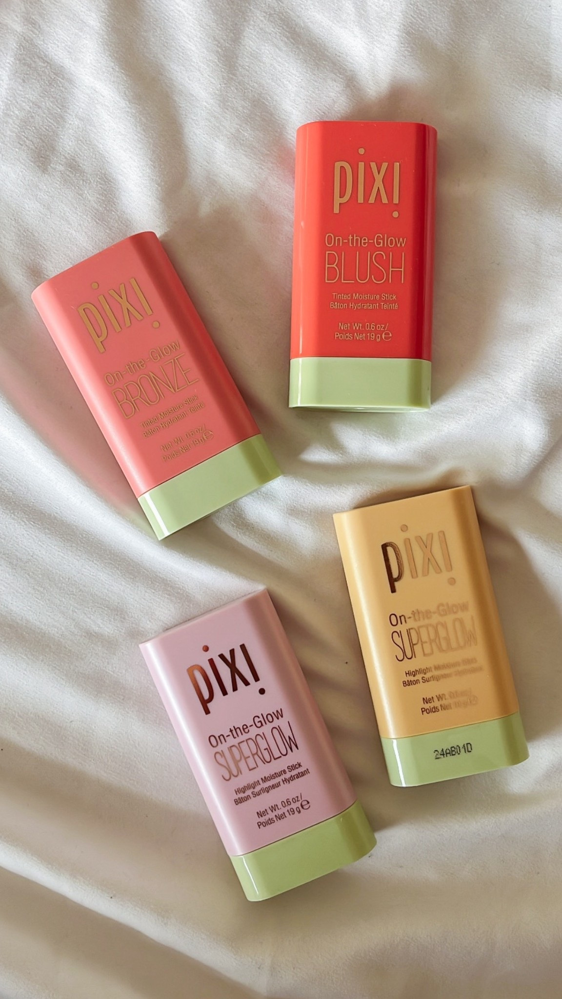 Pixi glow 
Bronzer 
Blush
Highlighter
Body glow

#LTKTravel #LTKSwim #LTKBeauty
