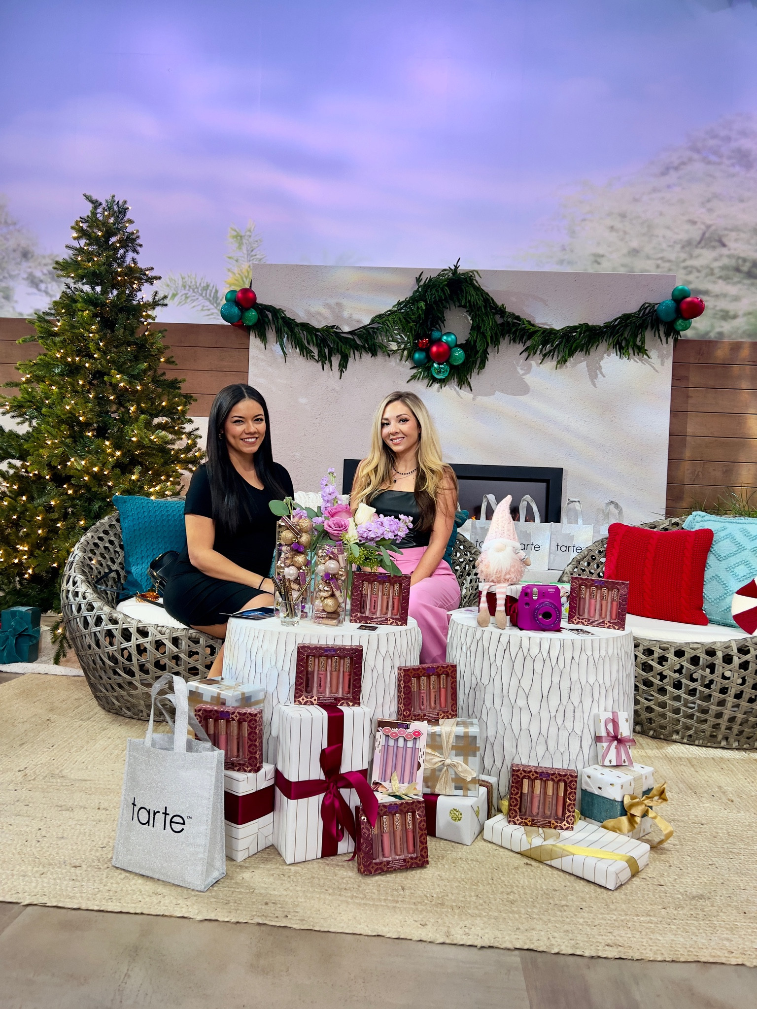 NEW MARACUJA JUICY.
LIP PLUMP SHIMMER GLASS AVAILABLE NOW! #tartecosmetics 

#LTKSeasonal #LTKbeauty #LTKGiftGuide