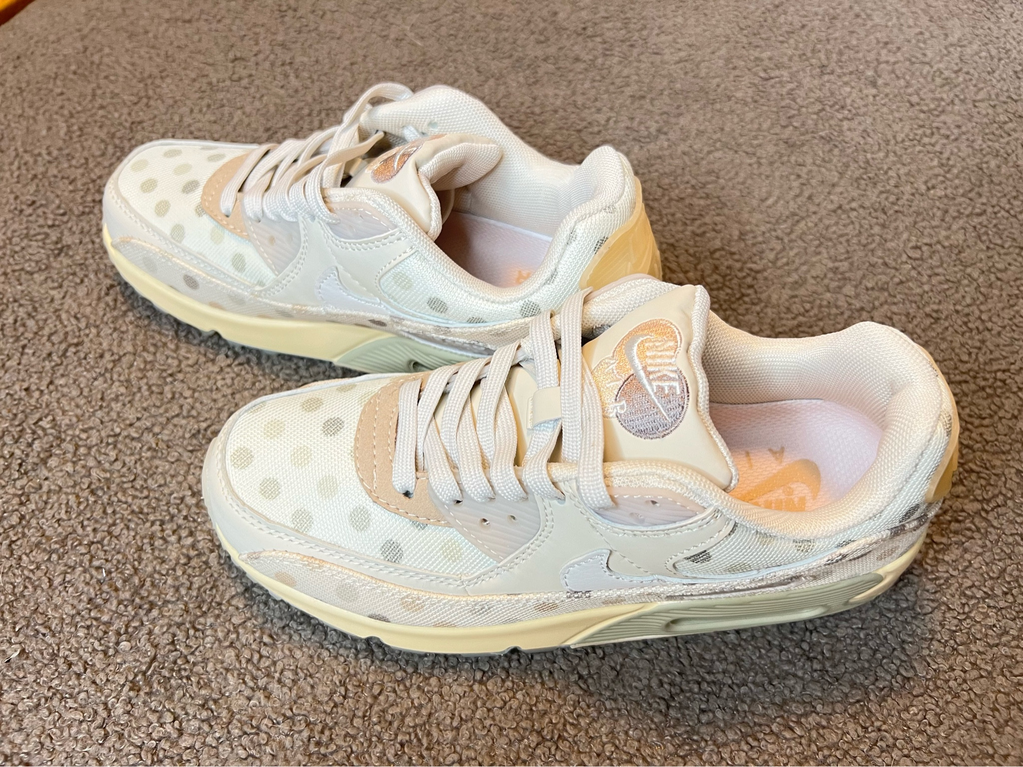 These are so comfy and love this lookk

#LTKfitness #LTKActive #LTKshoecrush