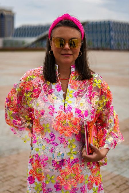 Dressing like a grand dame at the Palm Royale 🎀✨🧡

#LTKmidsize #LTKstyletip #LTKSeasonal
