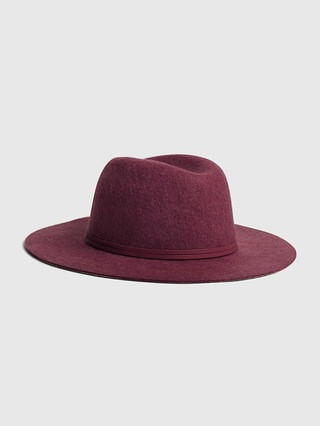 Fedora | Gap (CA)