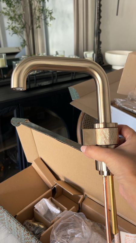 Bathrooms faucet in Luxe Gold 

#LTKHome