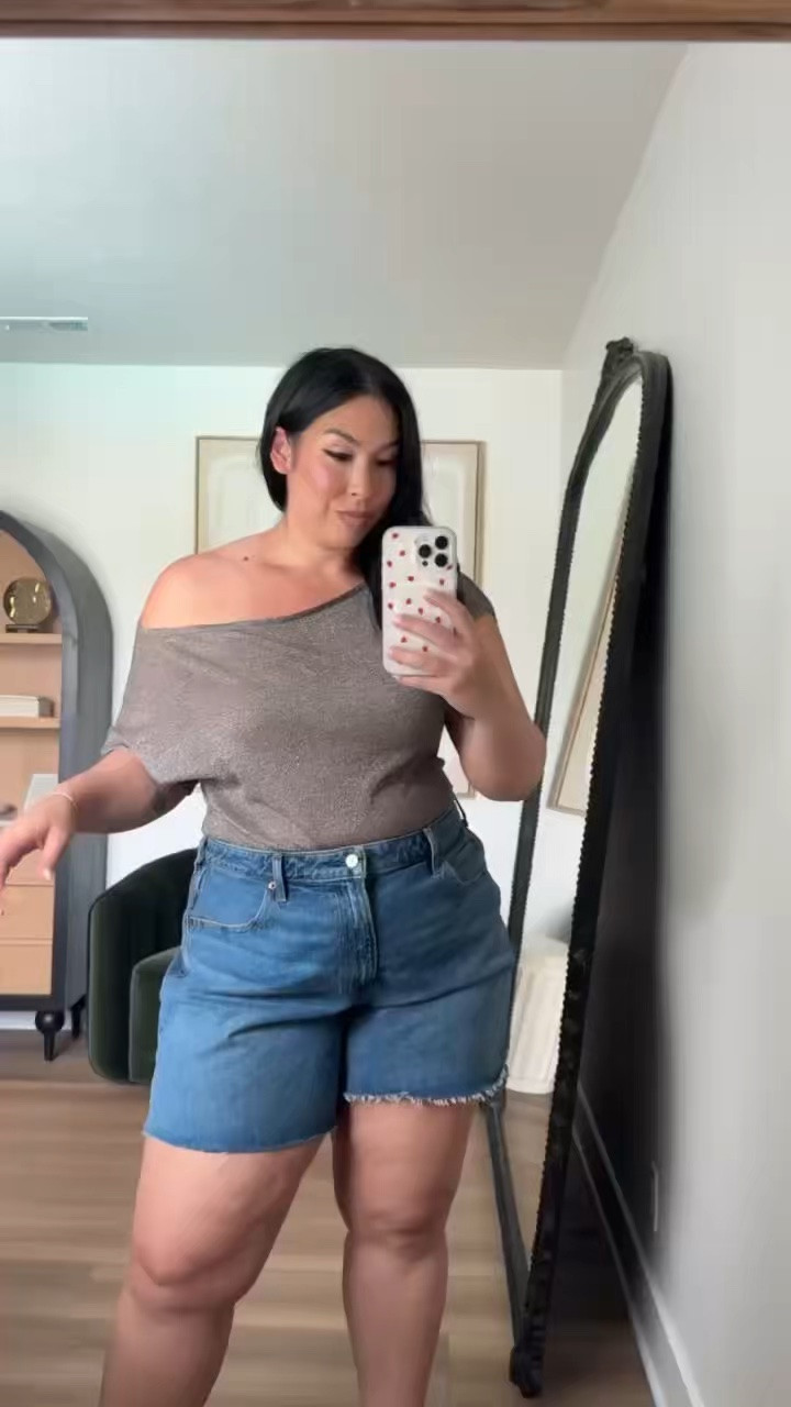 Midsize abercrombie outfit! 
-
-
-
Spring outfit inspo, affordable fashion, abercrombie fashion, spring fashion, midsize fashion, ootd, jean shorts, denim shorts

#LTKMidsize #LTKootd #LTKSeasonal