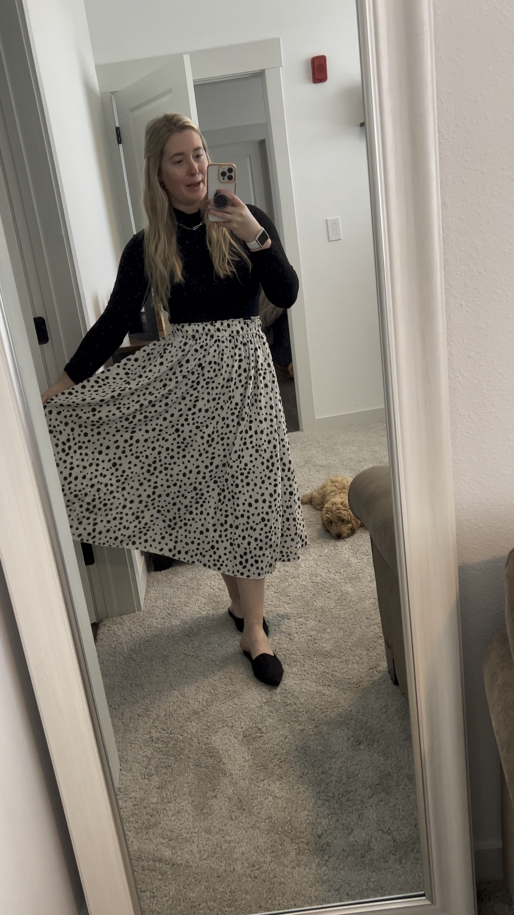 1st Prime Day Look 🖤

I got this skirt last week and wasn’t sure if I’d love it on me because I’m just not a huge skirt person, but it is too cute! I’m a true medium and it fits like a glove + still gives me a figure.

This turtleneck bodysuit is also from Amazon. I’ve had it for two seasons now and it’s held up so well! Go shop these basics now 🙌

#LTKsalealert #LTKfindsunder50 #LTKworkwear