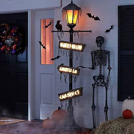 Member’s Mark 84" Pre-Lit Halloween Lamp Post | Sam's Club