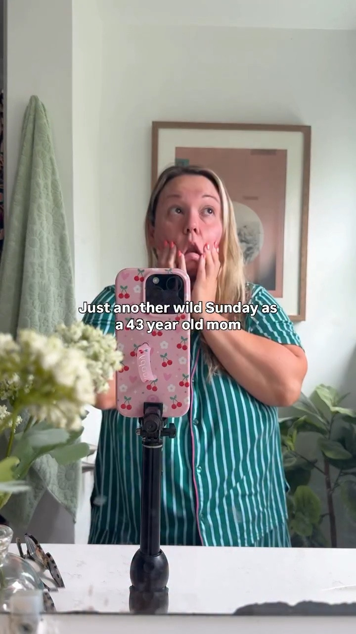 The day after Camp Poosh Coachella festivities and we went from summer weather to winter weather overnight! Eye patches, coffee, @bravotv and the Biebs to get me through this cold rainy Sunday! I’d typically be doing laundry, but our dryer died over the weekend so the week is going well so far! 😂 
Back to school for the kids tomorrow and back to the grind for me! Off to Texas Wednesday for a few days with the fam so unpacking to repack again tomorrow …cheers to a good week ahead! 🫶🏼


#dayinthelifevlog #millennialmom #sundayreset

#LTKdayinmylife #LTKselfcare #LTKmomlife