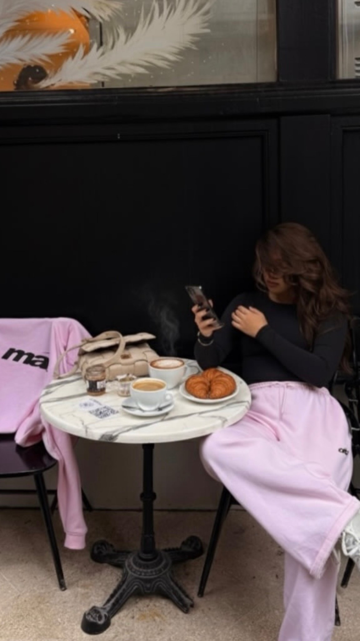 Pink tracksuit 

#LTKstyletip #LTKwinter #LTKuk