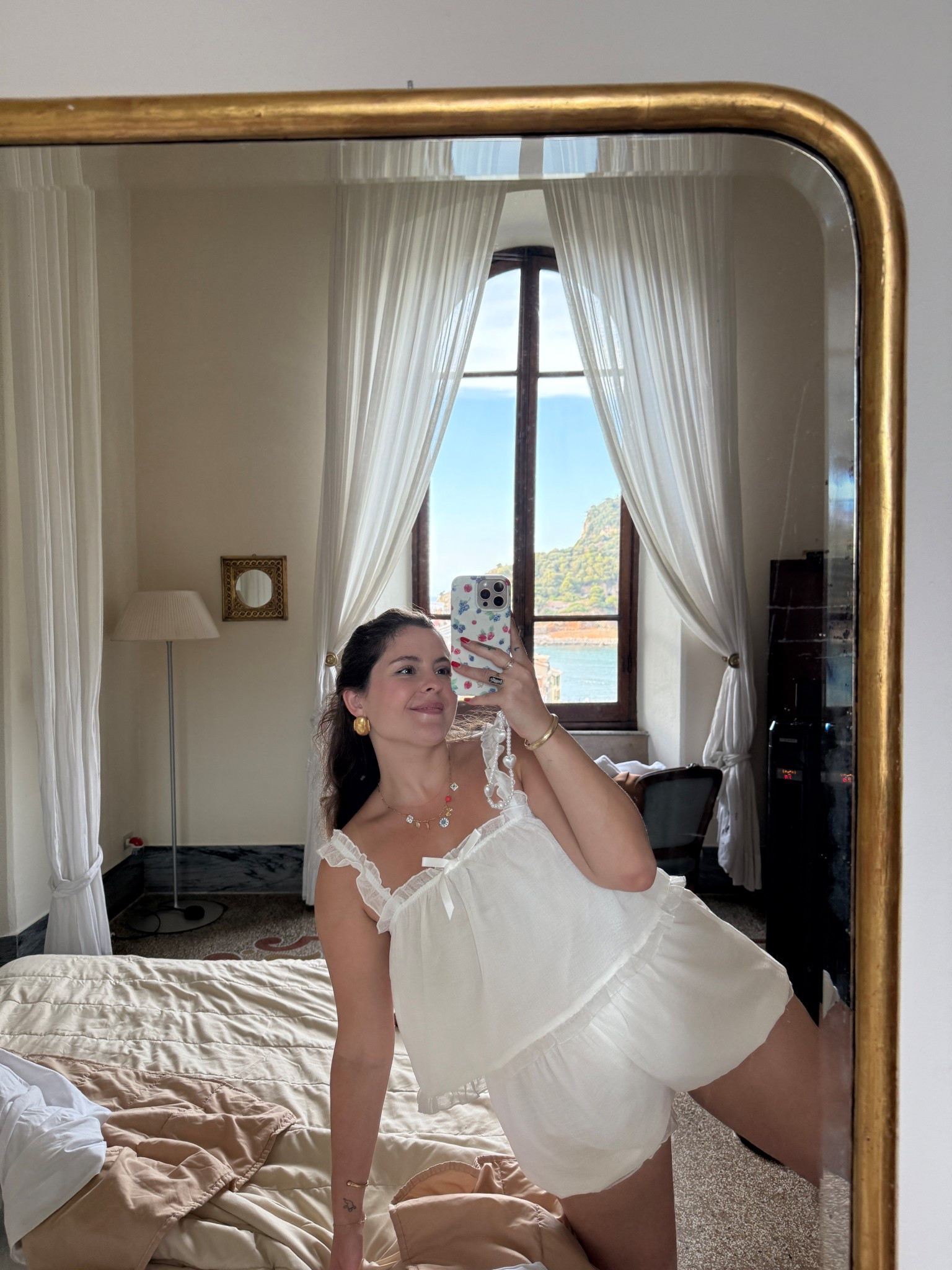 Revolve matching set shorts and tank ruffle bloomer shorts size L

#LTKMidsize #LTKFindsUnder50 #LTKStyleTip