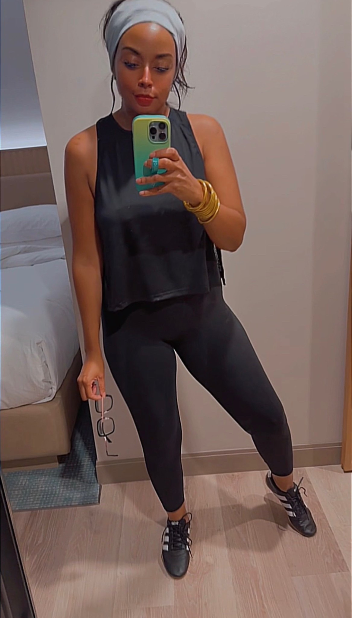 The cutest travel outfit on deck for all of my fitness babes! Affordable, comfy and so cute! 

#LTKStyleTip #LTKTall #LTKActive