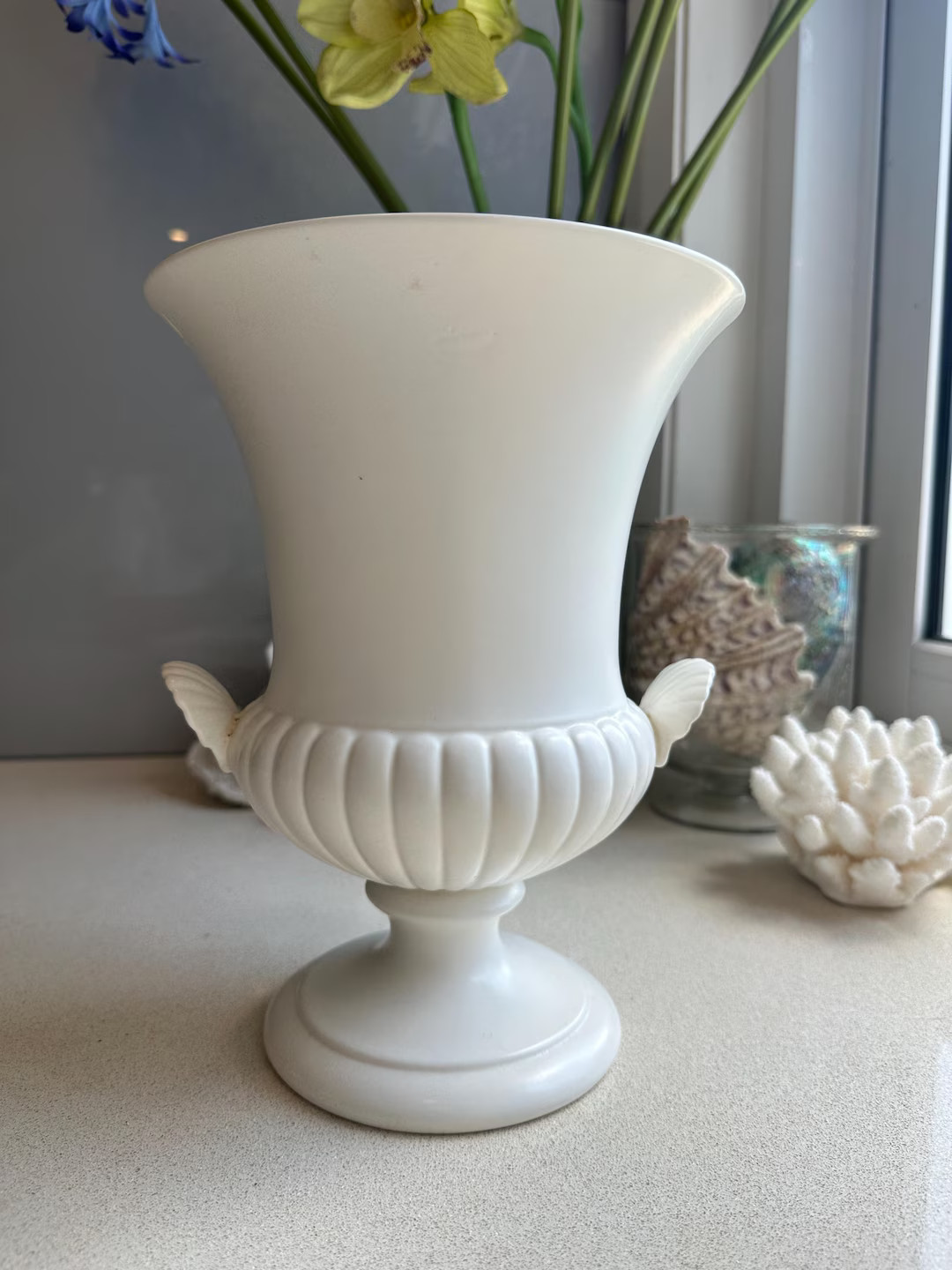 Wedgwood Medici Eturia & Barlaston White Moonstone Vase - Neo Classical Etruscan Influences - Cla... | Etsy (US)