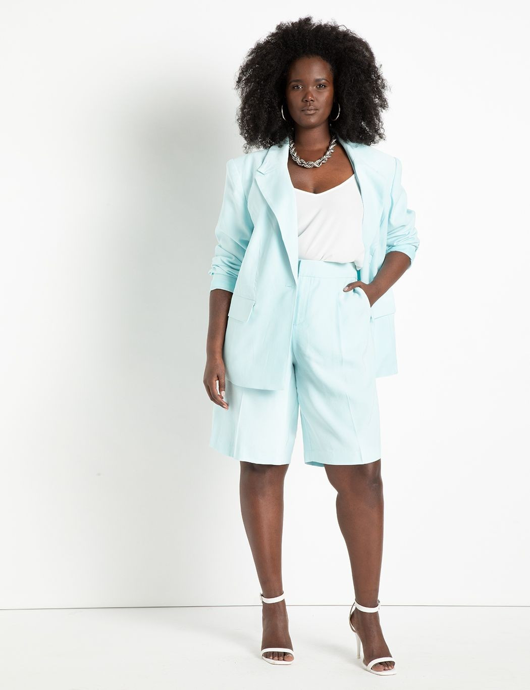 Tailored Bermuda Short | Women's Plus Size Pants | ELOQUII | Eloquii