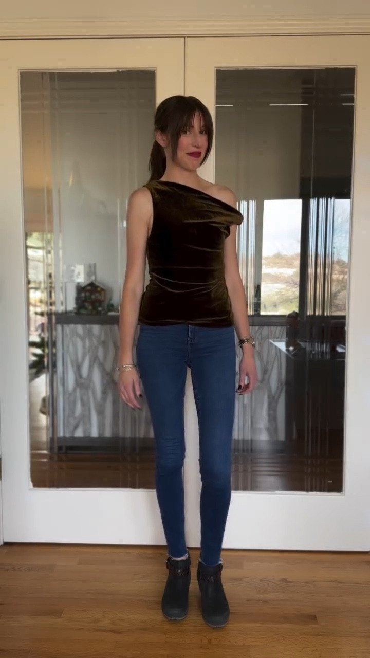 Some Thanksgiving/holiday outfit inspos…some of these I think even work for the holiday season coming up too! 



#LTKootd #LTKSeasonal #LTKHoliday