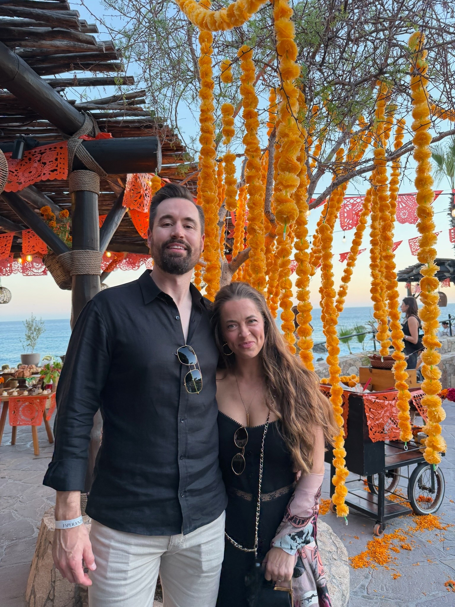 Esperanzarte 

#LTKHoliday #LTKTravel #LTKSeasonal