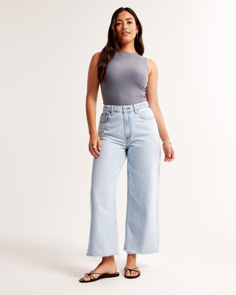 Curve Love High Rise Cropped Wide Leg Jean | Abercrombie & Fitch (US)