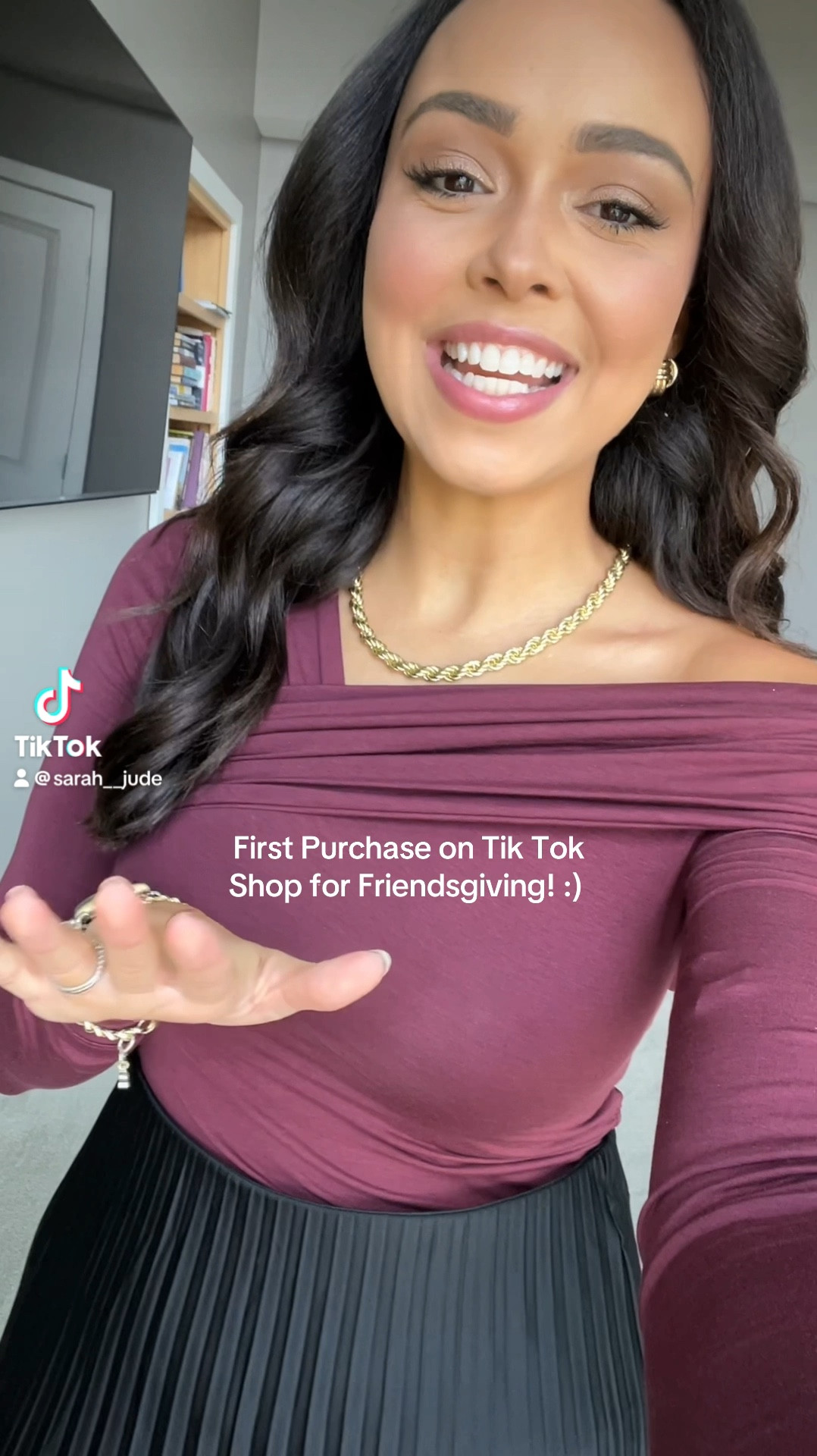 Summer Fridays Holiday Set! Get 3 full size Summer Friday lip balms for the price of 2 for stocking stuffers & girly gifts for family, friends, teachers, co workers etc! Gifts Under $25! 