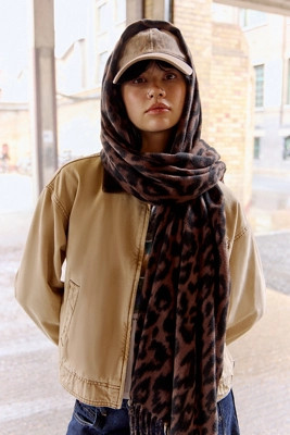 UO Helena Leopard Print Scarf | Urban Outfitters UK