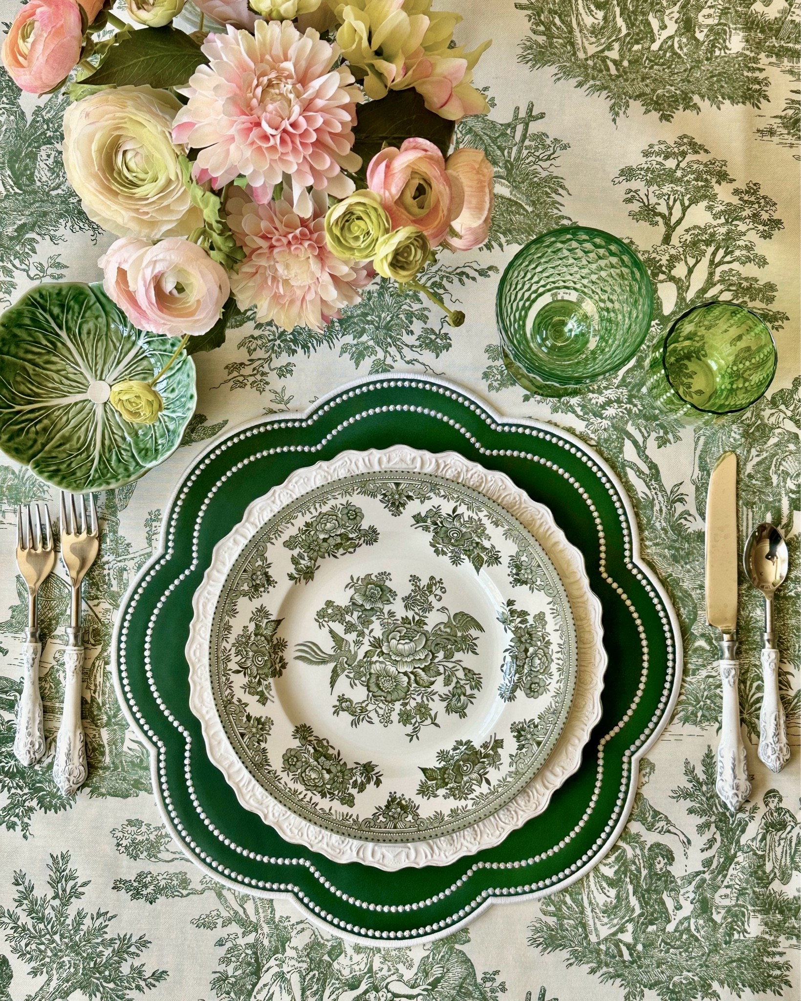 Seasonless table transferware English china cabbage cabbageware toile tablecloth Bordallo Pinheiro Zafferono America

#LTKHome #LTKfoodie #LTKSeasonal