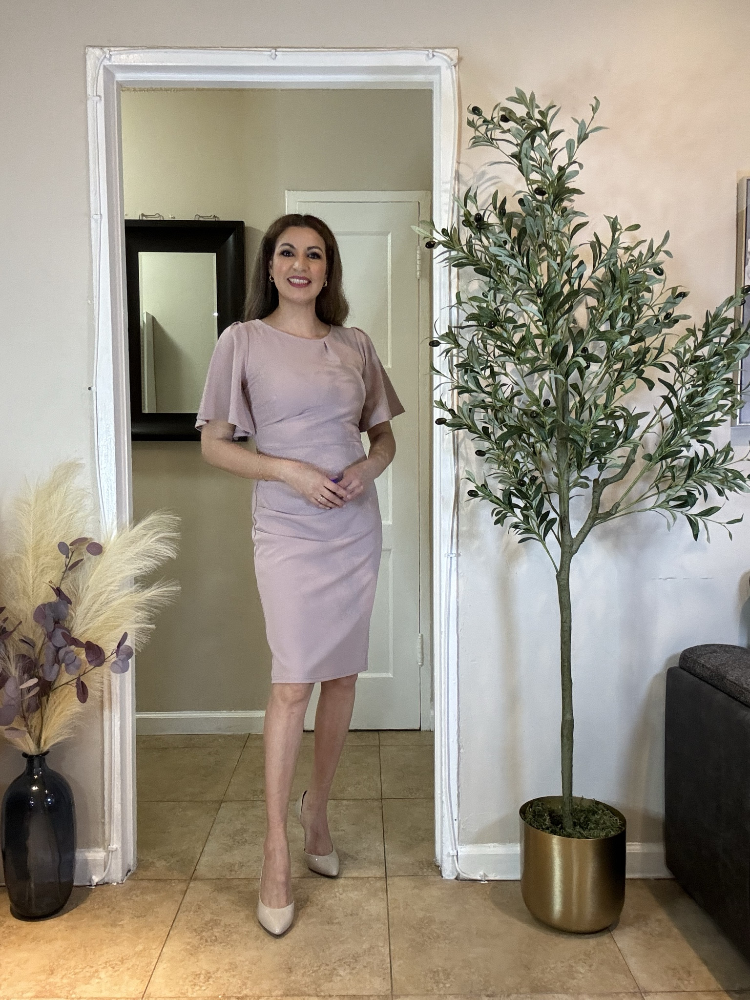 IHOT Vestido de cóctel para mujer, estilo vintage, con volantes, manga corta, fruncido, entallado y para trabajo.
Size:M muy cómodo y su tela estira  tiene zíper en la espalda.
Disponible en otros colores 

IHOT Women's cocktail dress, vintage style, ruffled, short sleeves, gathered, fitted and for work.
Size:M

#LTKwedding #LTKSeasonal #LTKSpringSale