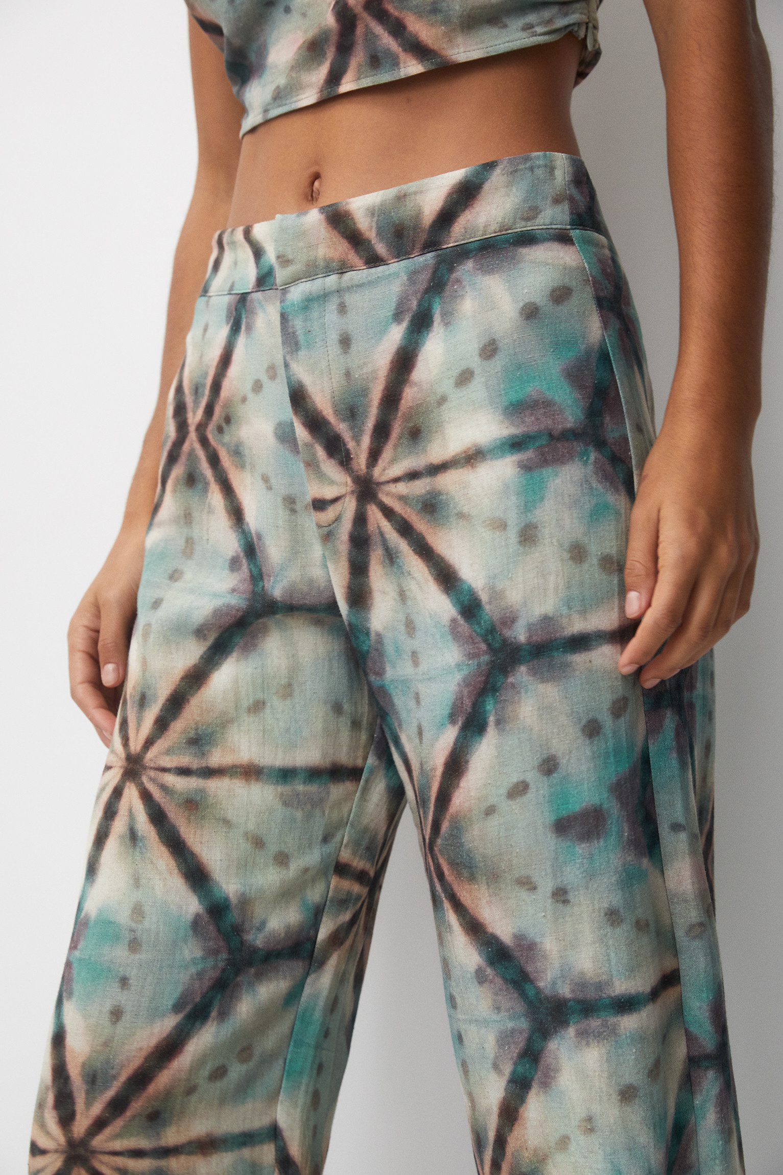 Pantalon droit rustique tie and dye | PULL and BEAR FR