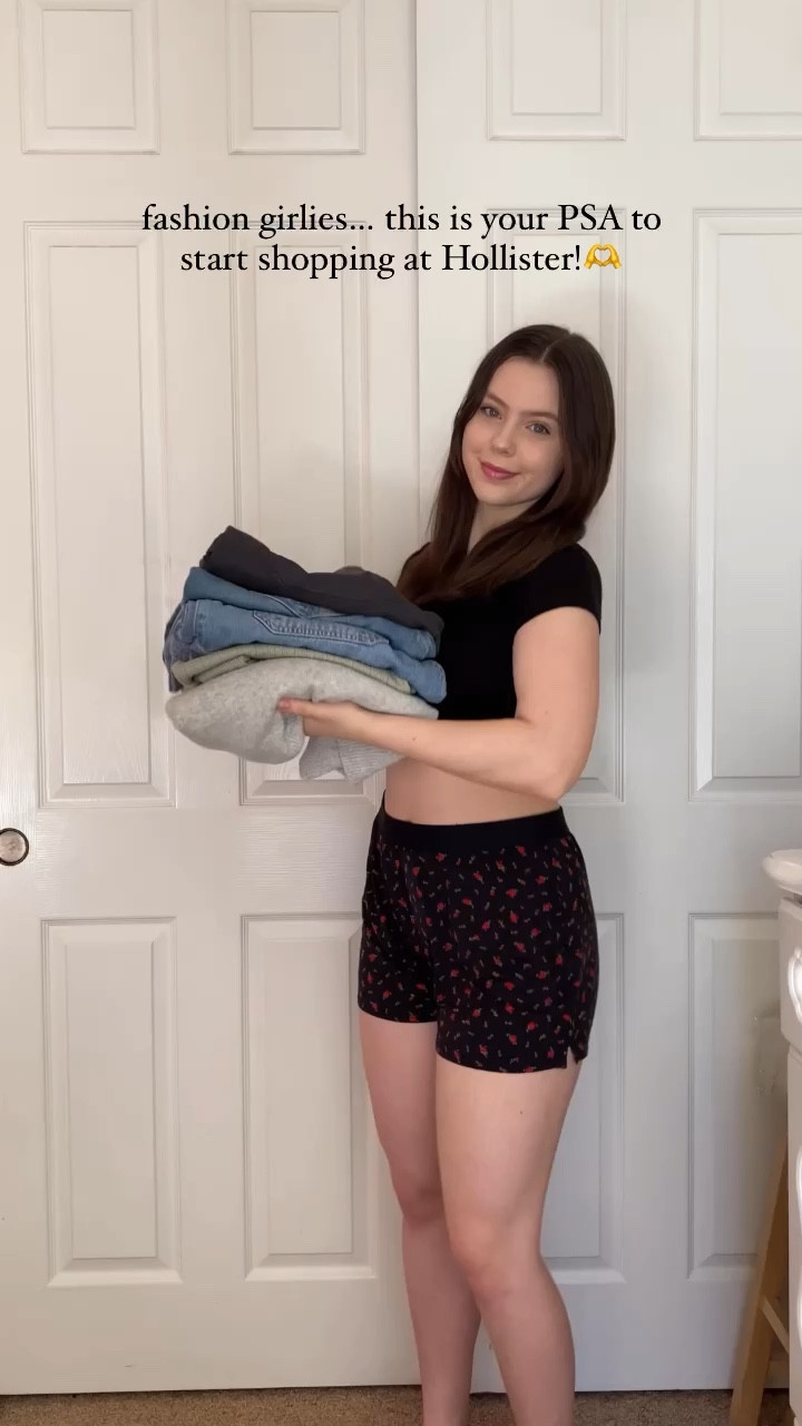 Hollister haul!🫶

Everything is true to size:
- Wearing size 4 in all pants
- Wearing a small in the green sweater
- Wearing a medium in gray sweater, sized up for oversized fit

#hcopartner #hcoinsider

Hollister haul / Hollister pants / Hollister sweater / Hollister jeans / college fashion / college outfits / college class outfits / college fits / college girl / college style / college essentials / amazon college outfits / back to college outfits / back to school college outfits / college tops / Neutral fashion / neutral outfit / Clean girl aesthetic / clean girl outfit / Pinterest aesthetic / Pinterest outfit / that girl outfit / that girl aesthetic / vanilla girl / Low Rise Jeans Outfits / Low Rise Jeans / Low Rise / spring style / spring outfits / spring jeans / cargo pants / spring sweaters


#LTKfindsunder100 #LTKfindsunder50 #LTKstyletip