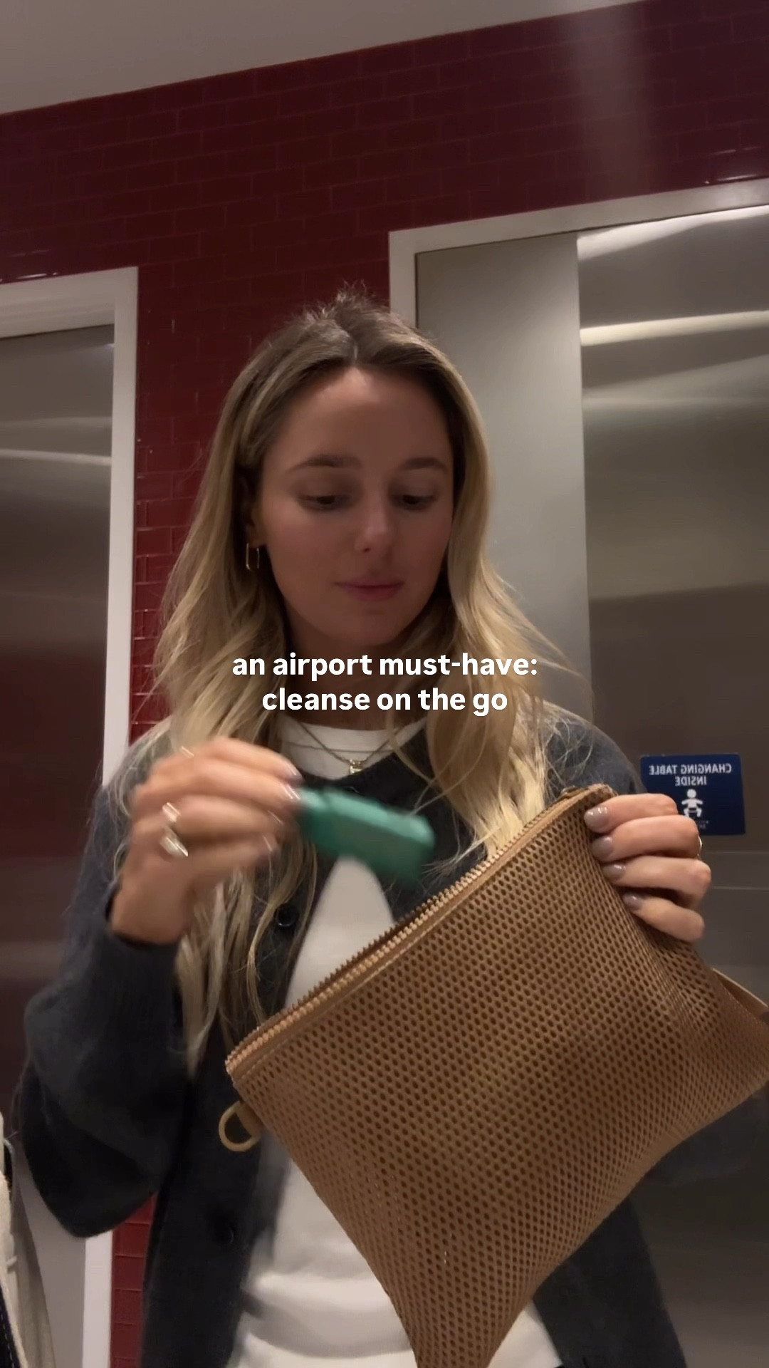 clean slate spritz keeps my skin clean on the go! stays in my purse at all times  