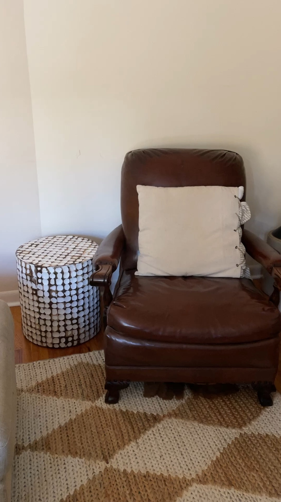 Love this round wooden end table! Perfect height for next to a chair



#LTKVideo #LTKStyleTip #LTKHome