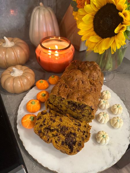 Chocolate chip pumpkin loaf using my favorite fall loaf baking pan! 🎃

#LTKSeasonal #LTKhome #LTKHalloween