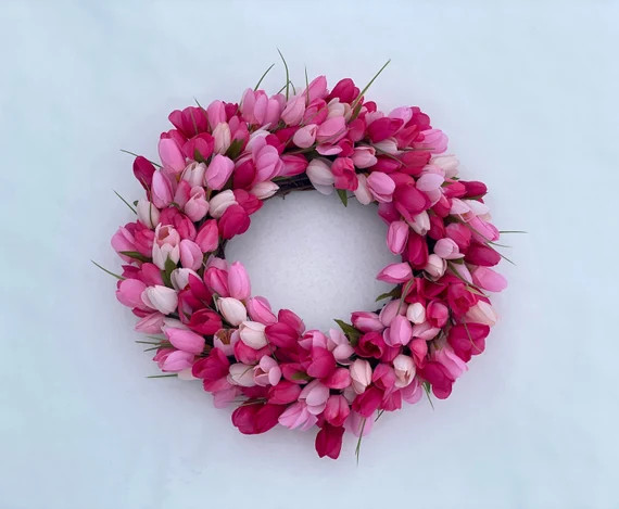 Spring Tulip Wreath, Pink Tulip Wreath, Farmhouse Tulip Wreath, Red & Pink Valentine’s Wreath, ... | Etsy (US)