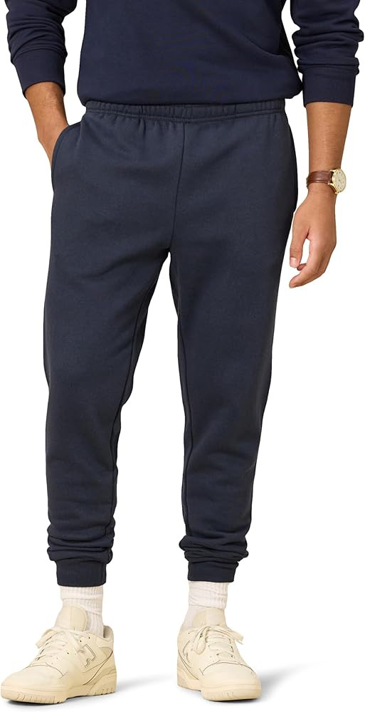 Amazon Essentials Men's Relaxed Joggers Sweatpants, Fleece, Comfortable Fit | Amazon (US)