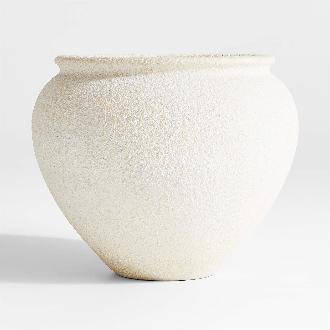 Ophelia 28.7" x 23.62" Natural Large Planter + Reviews | Crate & Barrel | Crate & Barrel