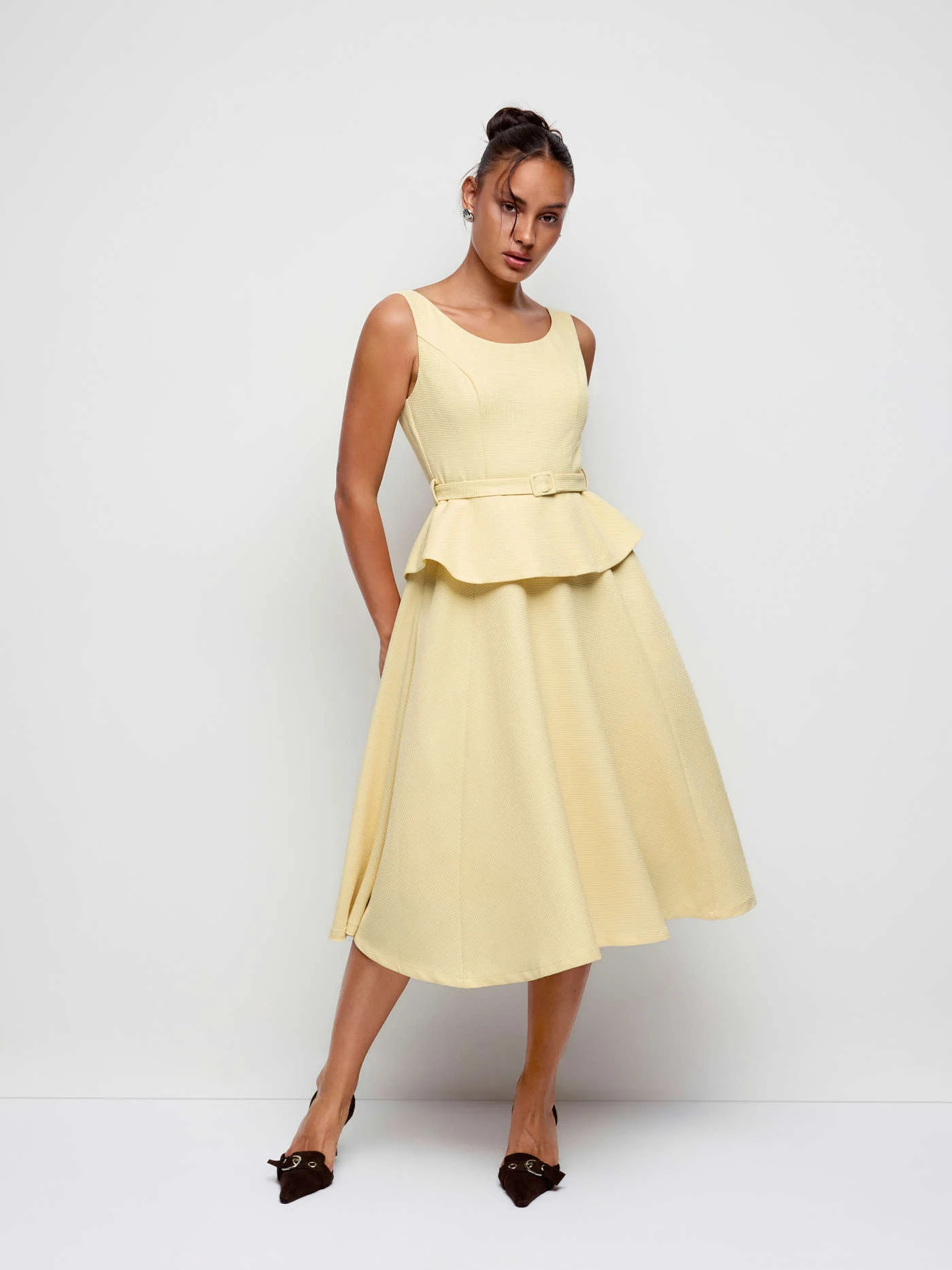 Textured Scoop Neck Peplum Hem A-line Midi Dress With Belt | Cider