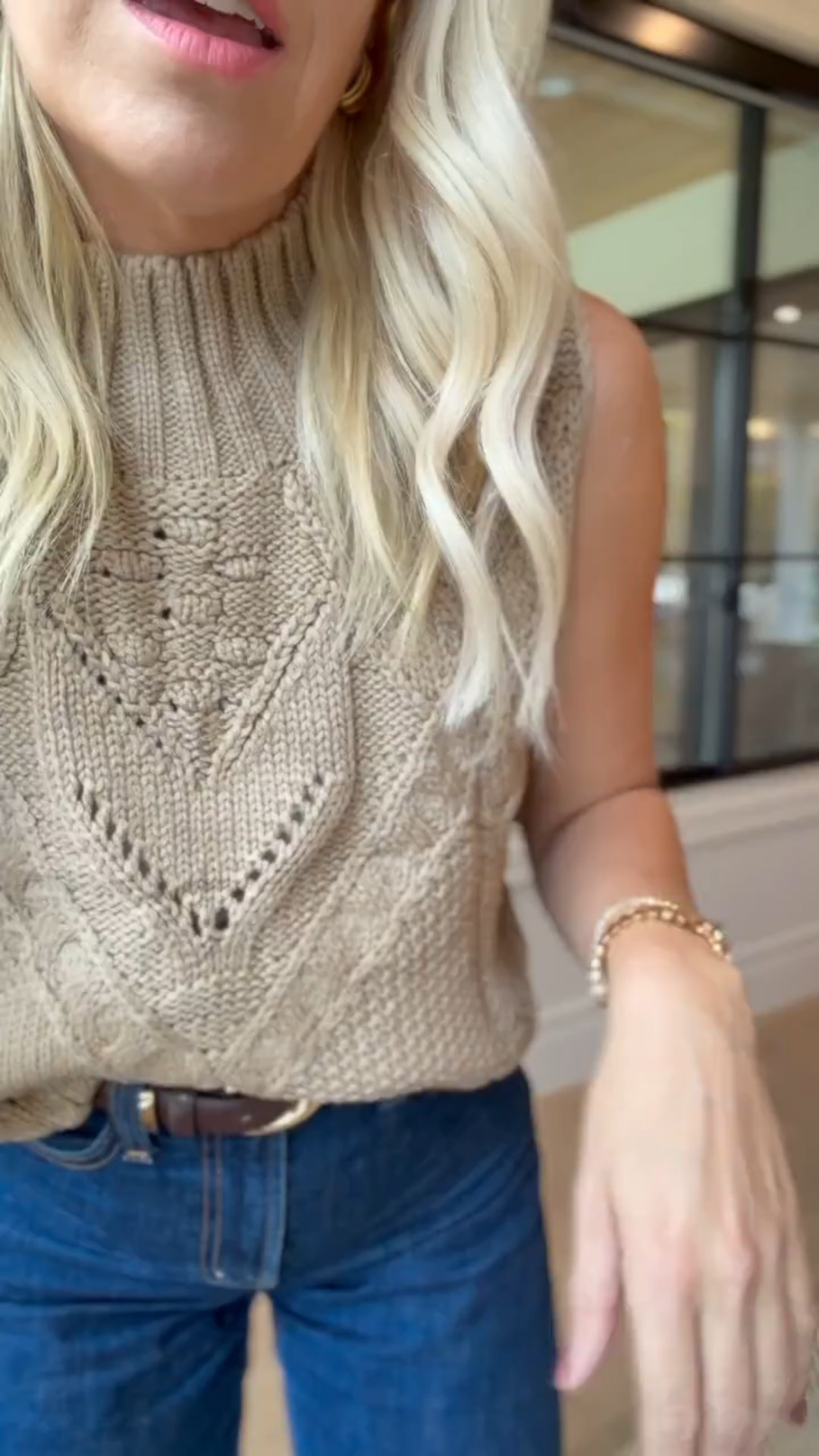 These old navy jeans are on sale for $22 today at old navy!

#LTKFindsUnder50 #LTKCyberWeek #LTKSaleAlert