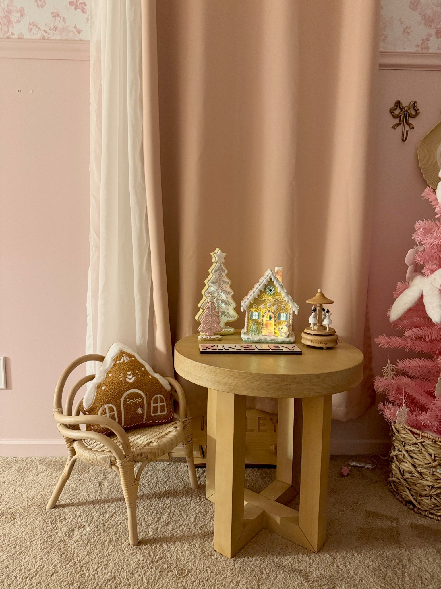 Pink Gingerbread Christmas Bedroom 
Creating the sweetest holiday bedroom for my little one with all things pink, cozy, and gingerbread! 🍬 From candy cane pillows to gingerbread houses and twinkle lights — this room feels like a Christmas dream come true. Perfect mix of festive and feminine for the holiday season!

Shop the look below 💕
#LTKHoliday #LTKhome #ChristmasDecor #KidsRoomDecor #GingerbreadChristmas #PinkChristmas #HolidayBedroom #ChristmasDecorInspo #LTKkids #LTKseasonal #HomeDecor #GirlsRoomDecor
