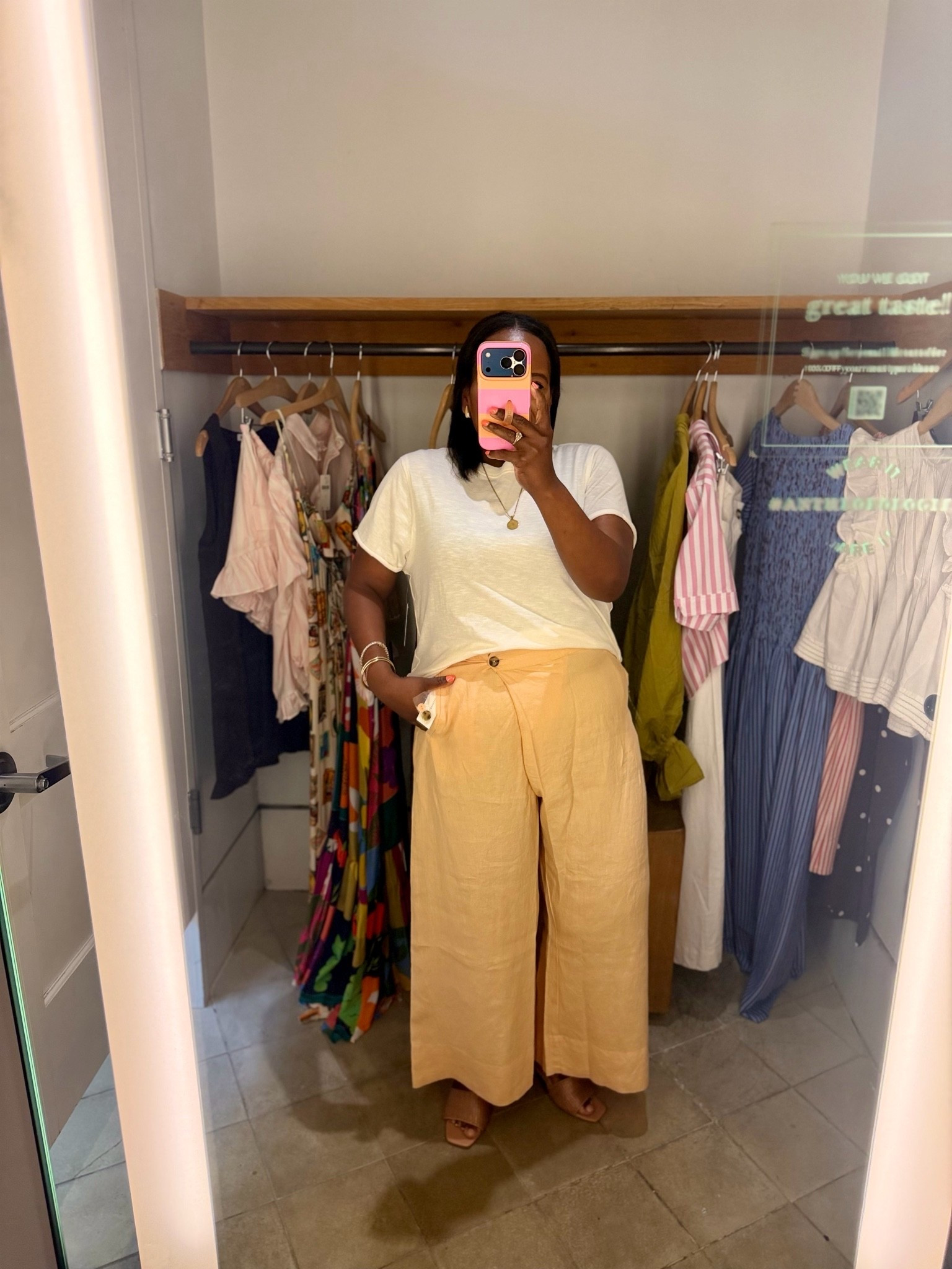 How fun are these fold over linen ankle pants from @Anthropologie and they’re on sale!

#LTKPetite #LTKSaleAlert #LTKMidsize