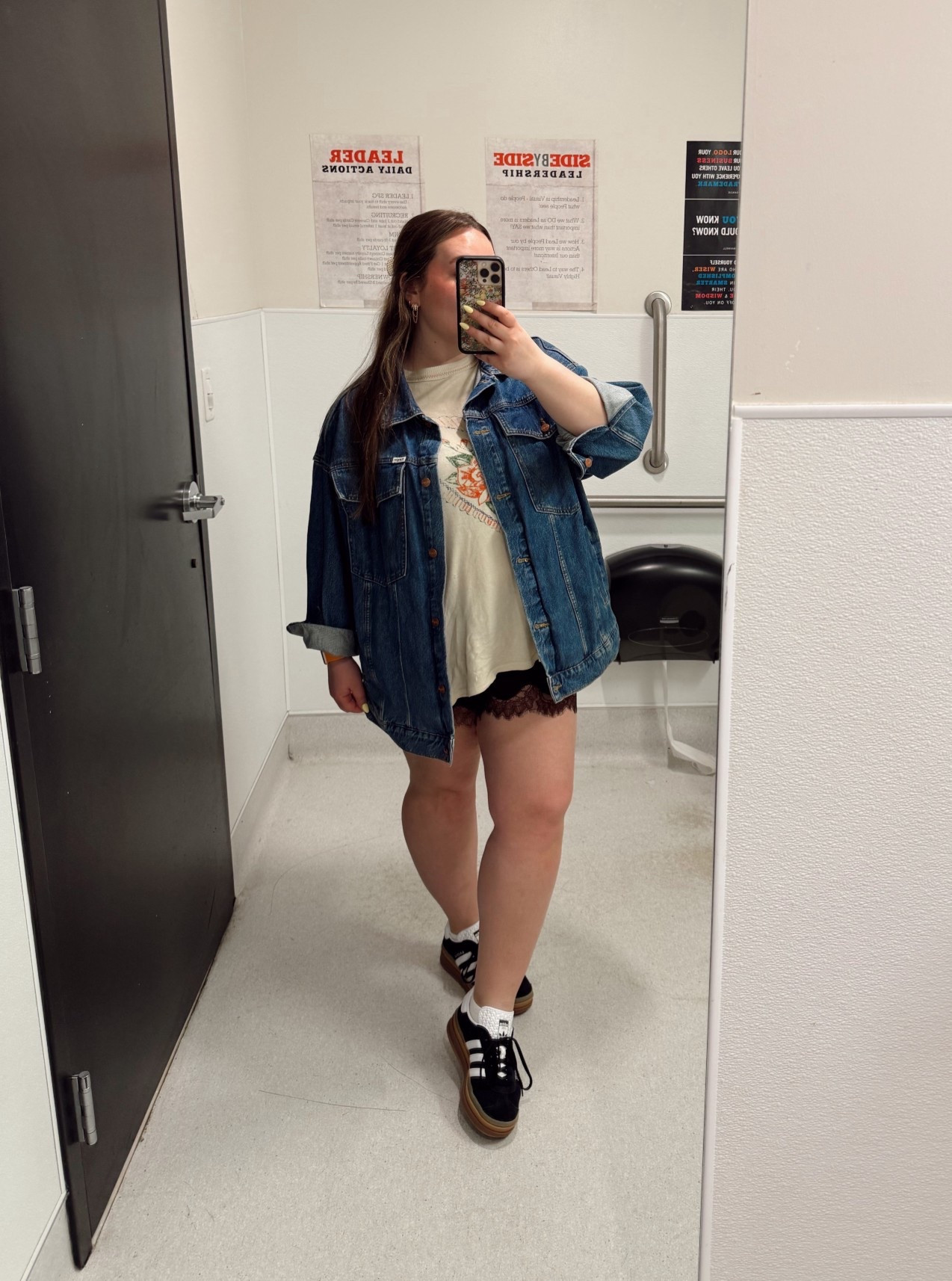 Friday fit 🤗

#LTKMidsize #LTKootd