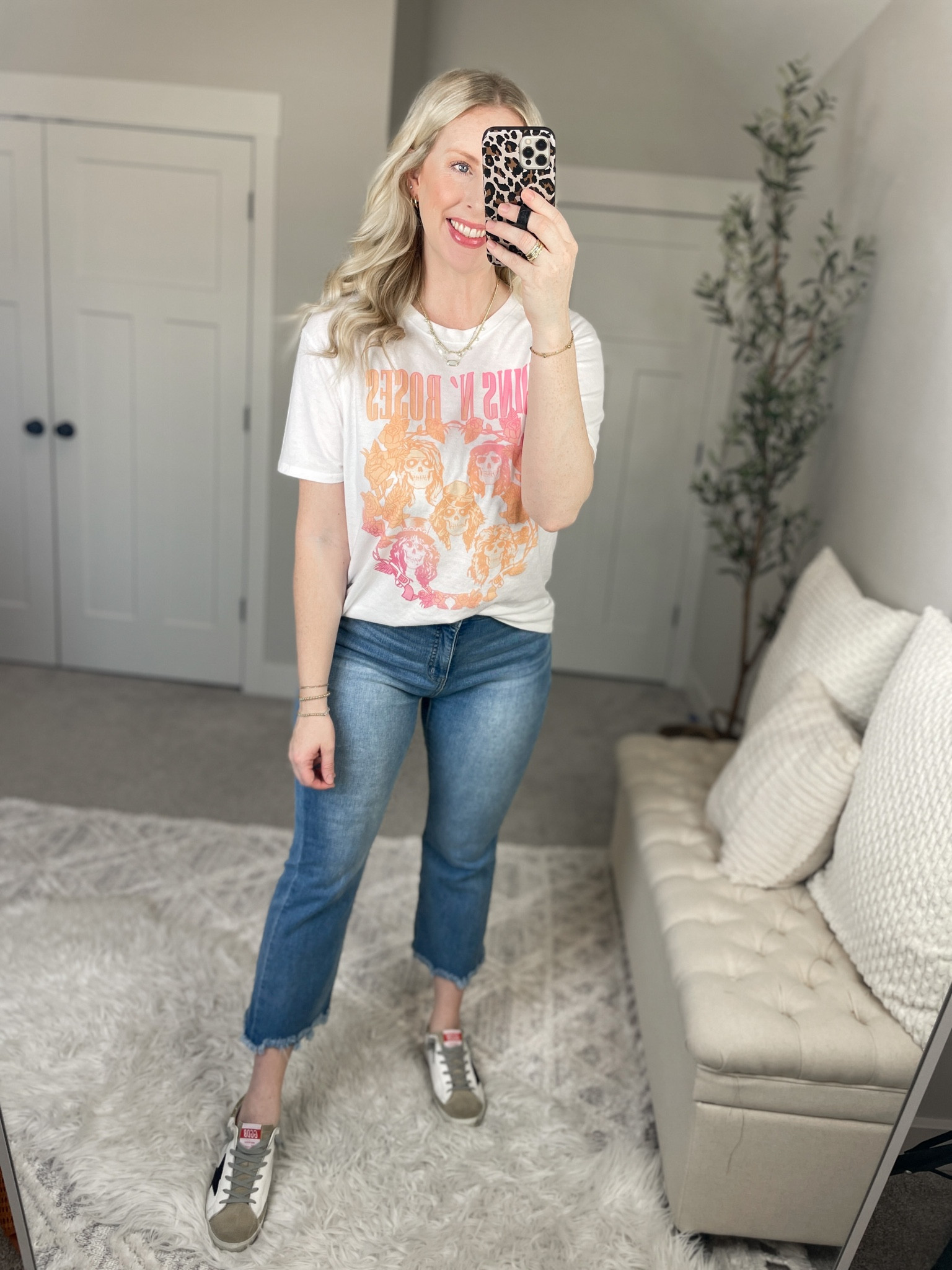 Daily try on, time and tru, graphic tee, band tee, Walmart outfit, Walmart fashion

#LTKstyletip #LTKunder50