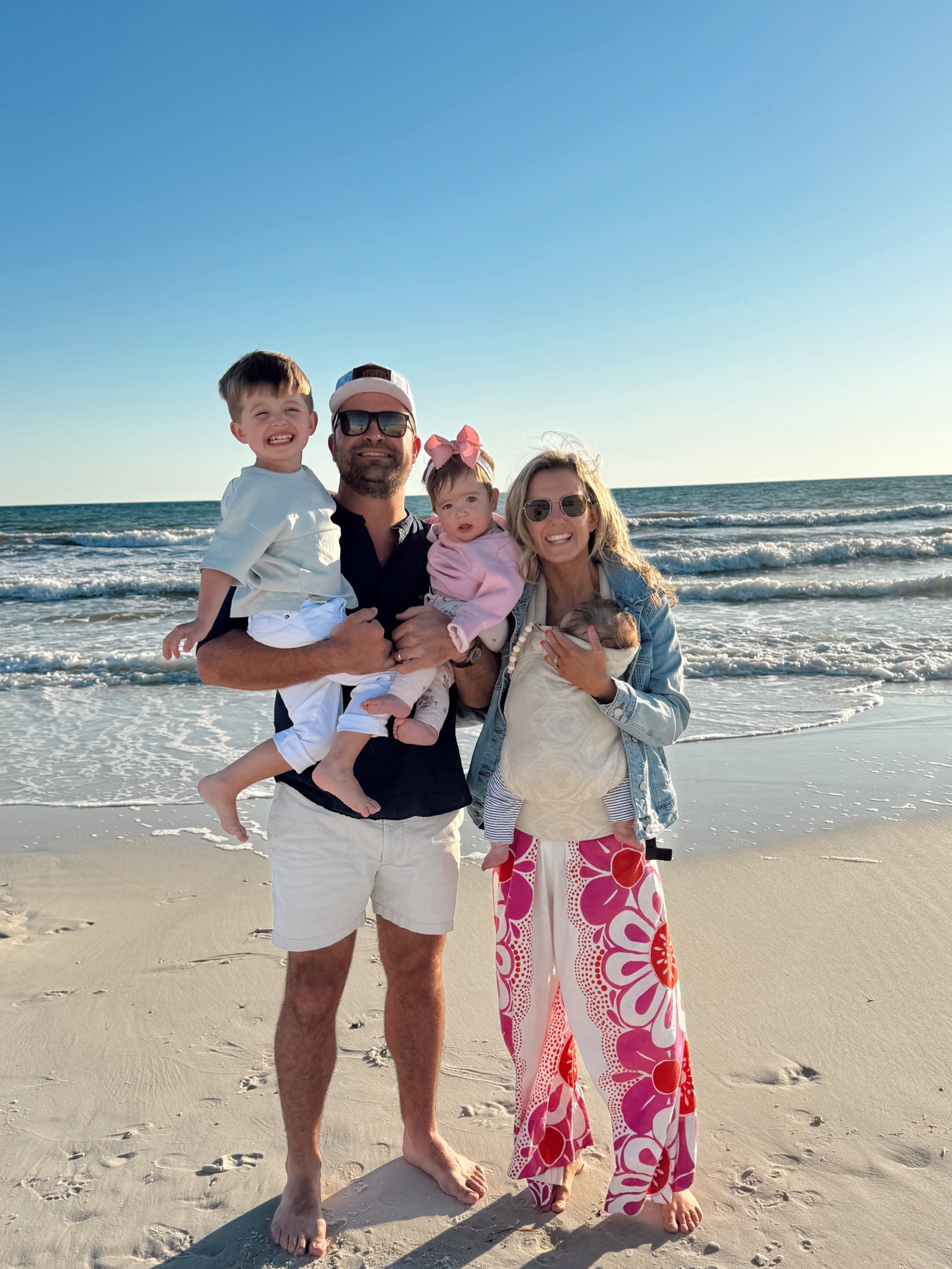 Didn’t get a full view of my outfit, but got so many DMs about it, so wanted to link it here.

It’s actually a JUMPSUIT! And has pockets (bonus!) it’s a splurge, but something I feel like I’ll wear a ton on vacations, especially with little kids! Would be super cute for pregnant mamas too!

#LTKTravel #LTKBaby #LTKBump