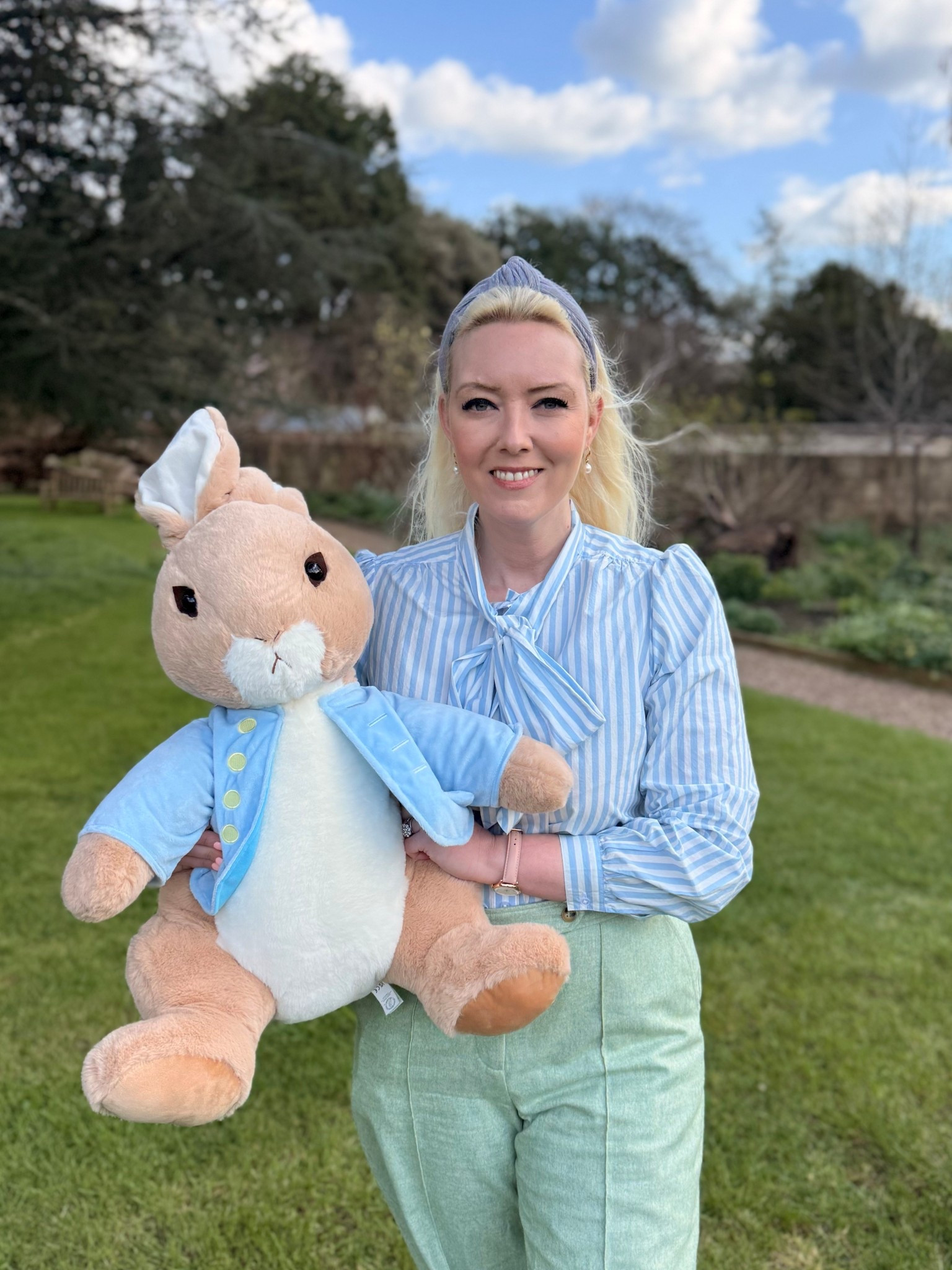 Easter vibes! I’m running a Bumper Peter Rabbit Easter Giveaway on my Instagram page @rebeccalovesthis including this fab Jumbo Peter Rabbit by Beatrix Potter Gifts by Enesco (I’ve highlighted some of the other prizes under Exact products 🤩) Enter by 2pm on 1st April & meanwhile check out my product list for plenty more adorable Peter Rabbit gifts for babies, kids & big kids 😉 

#LTKuk #LTKkids #LTKspring